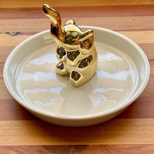 Elephant jewelry holder